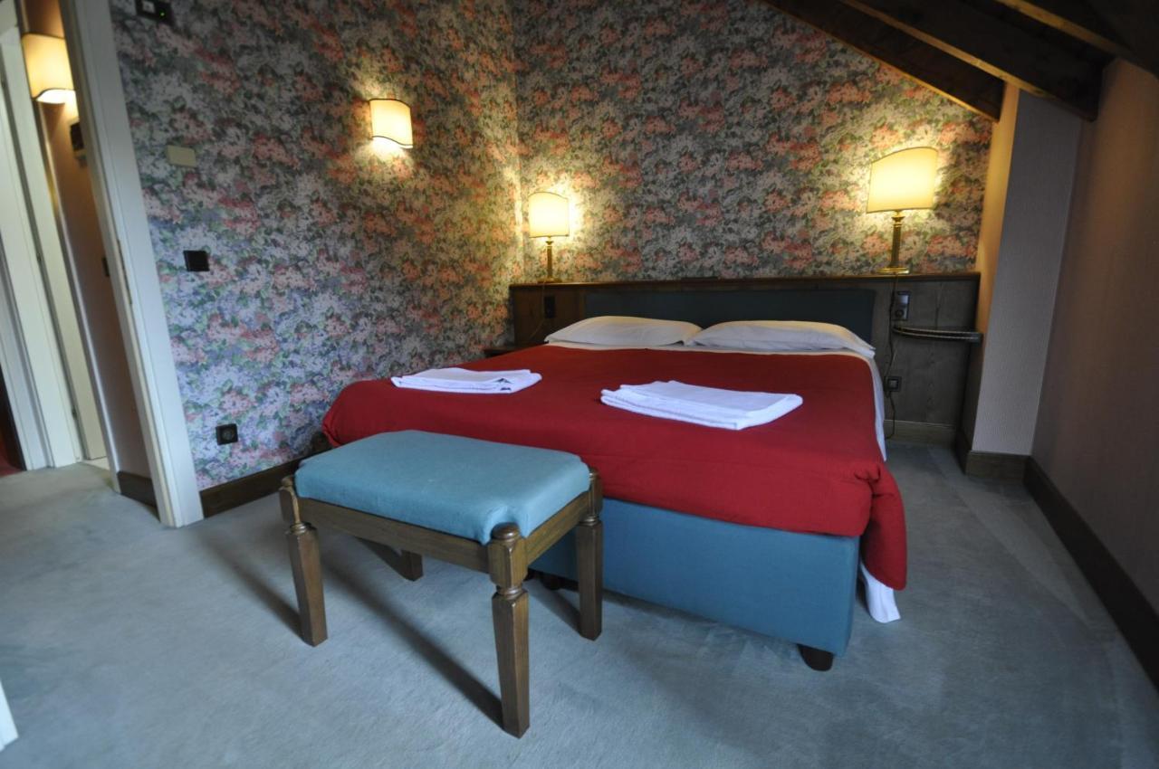 Hotel La Lepre Bianca Галлио Экстерьер фото