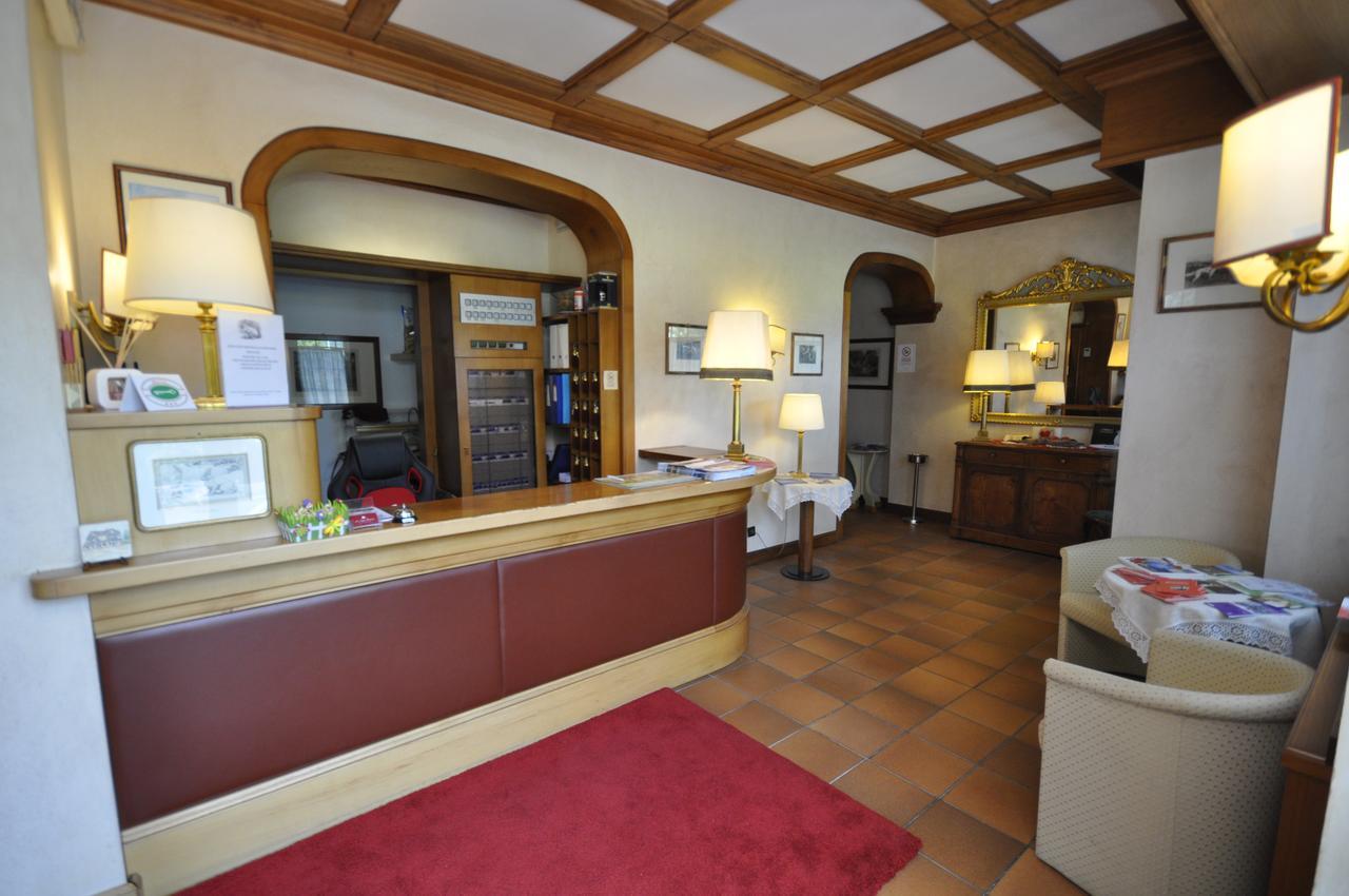 Hotel La Lepre Bianca Галлио Экстерьер фото