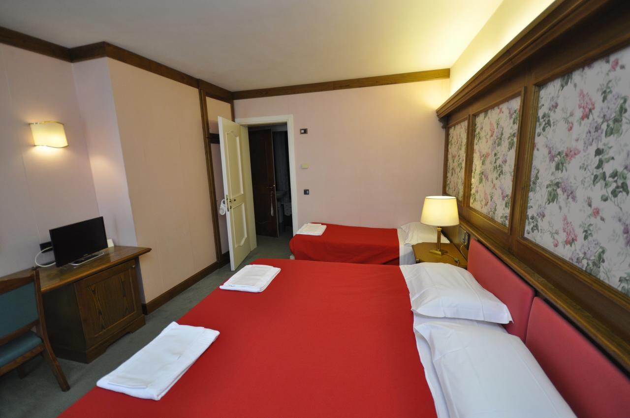Hotel La Lepre Bianca Галлио Экстерьер фото